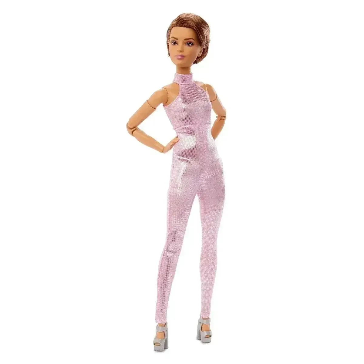 Barbie Signature Barbie Looks Doll #22 (Petite, Short Auburn Hair)